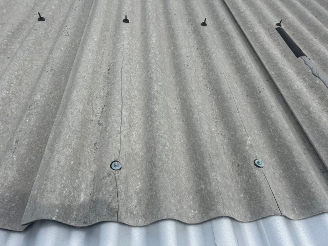 屋根補修工事　施工前